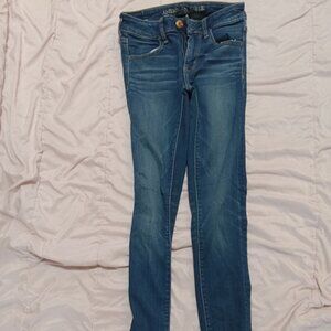 American Eagle size 2
